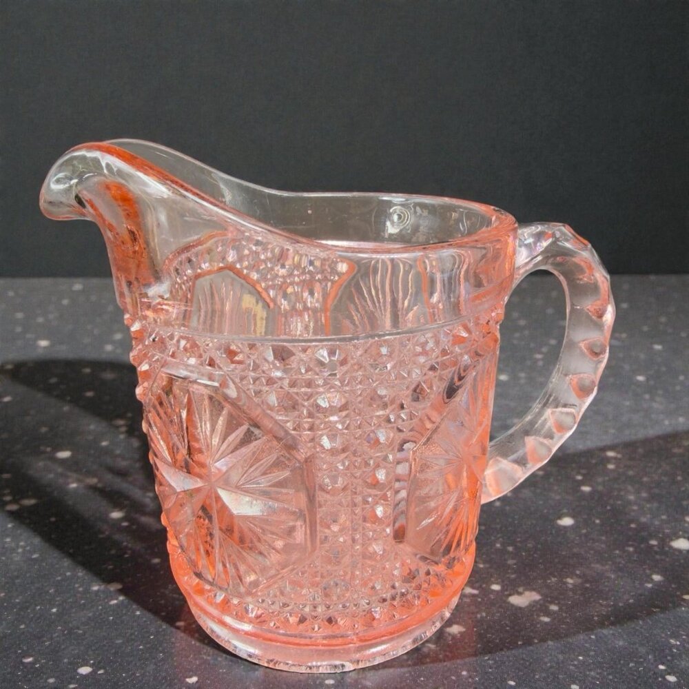 Vintage Amelia Star Medallion Pink Depression Glass‎ Pitcher Jug Container Glass